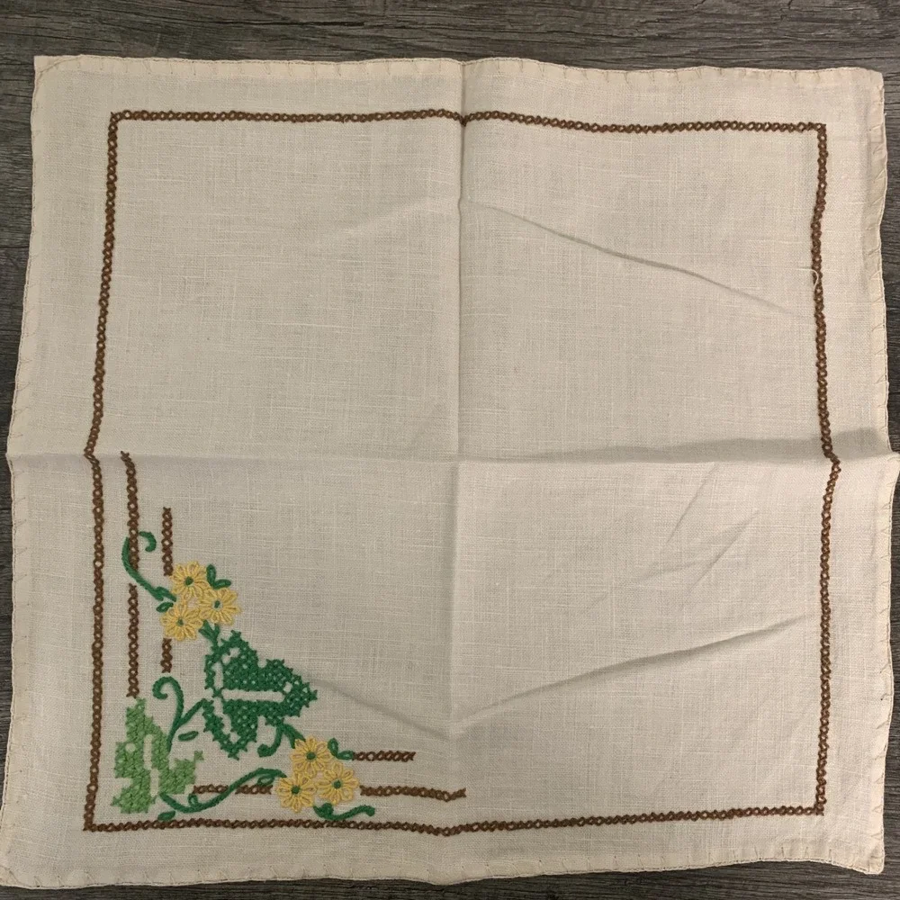 Vintage‎ Embroidered Linen Napkins Yellow Floral Set of 8 Cloth Napkins